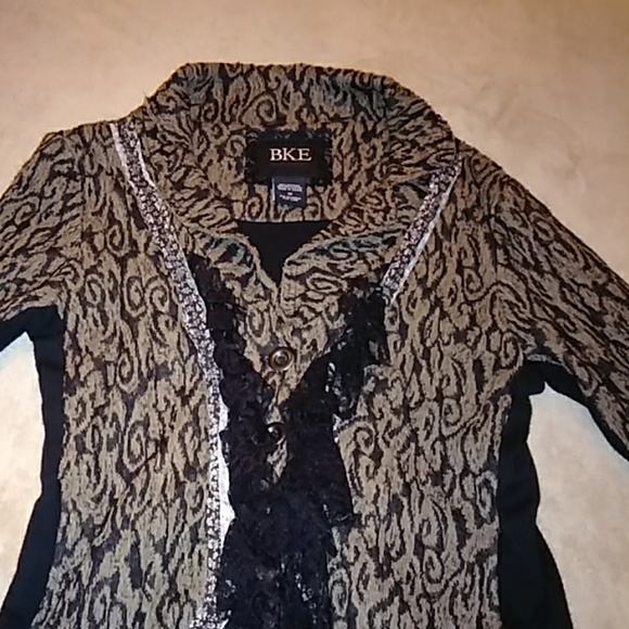 Jacket - Picture 1 of 5